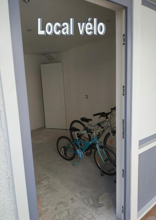 Malestroit Appartement 10A - Rdc-Centre Ville-Local Velo מראה חיצוני תמונה